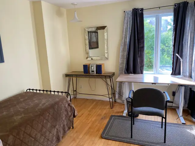 Student room sharing (male/female) - Longueuil - Park63005668822787121