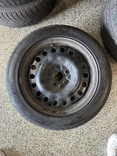 2018 Toyota C-HR winter set of tires and rims Tires are at 70% Size : 215/55/ R17 Brand: Starfire Pr...