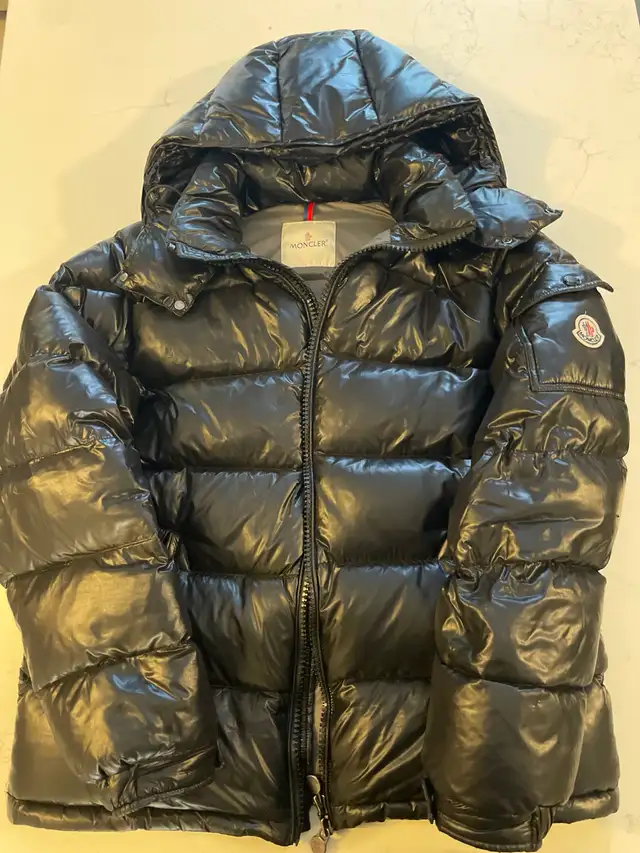 Moncler Maya in Men's in Laval / North Shore - Image 3