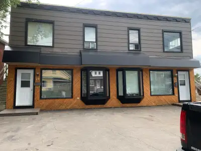 Starting at 1400$ For Rent: 1st floor ! Spacious apartment in a peaceful neighborhood. **lighting &...