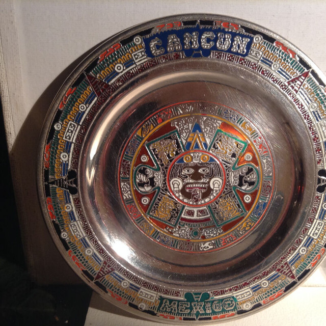2 X Vintage Mexican Silver Aztec Calendar Art in Arts & Collectibles in Vancouver - Image 4