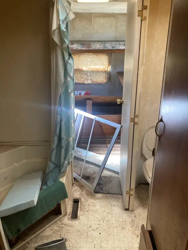 40’  tiny home park model trailer living house 2 bedroom in Park Models in Barrie - Image 7