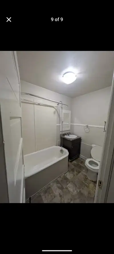 Sublet - 2 bedroom apartment in Osborne village