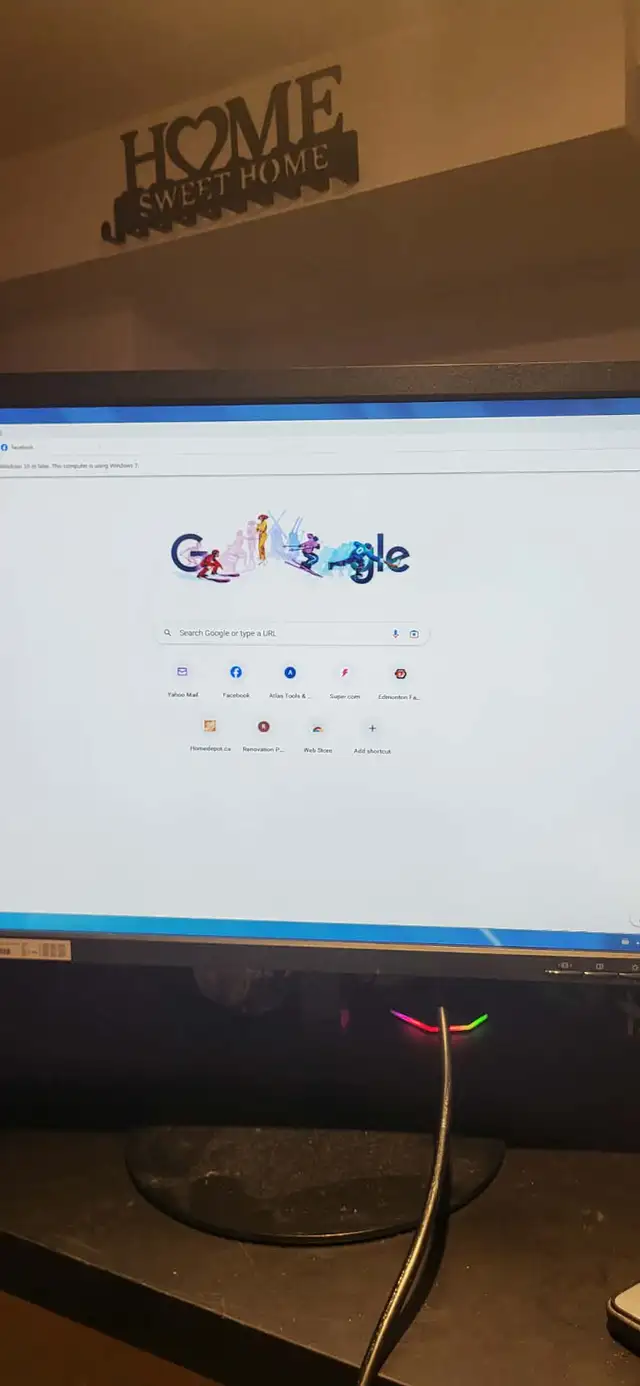 Lenovo 24" Computer Monitor in Monitors in Mississauga / Peel Region - Image 2