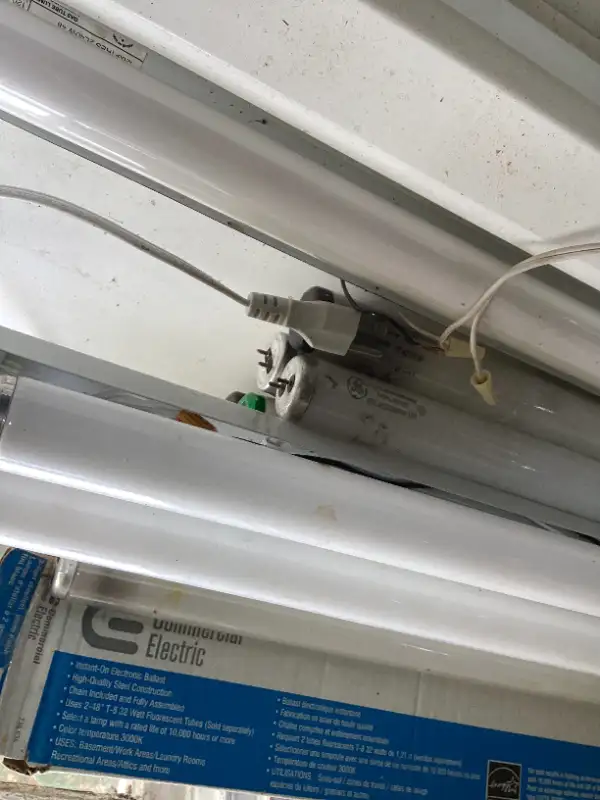 Garage sale in our Barn on any day by appointment in Garage Sales in Oshawa / Durham Region - Image 9