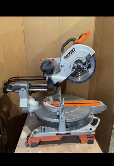 Selling a 12” Ridgid sliding dual bevel mitre saw. This is a big heavy duty saw, the diameter of cir...