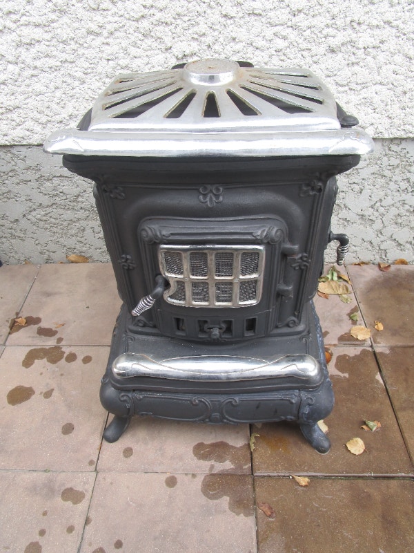 ANTIQUE CAST IRON WOOD STOVE Fireplace & Firewood Winnipeg Kijiji
