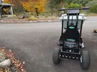Electric wheelbarrow