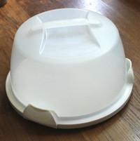 Wilton Cake Carrier And Serving Tray 12" Diameter
