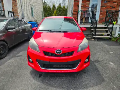 Toyota Yaris SE Rouge 2014