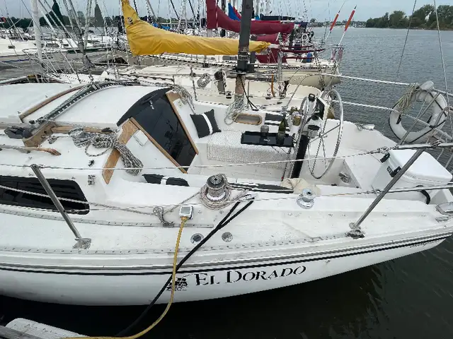 1979 Catalina 30 sailboat in Sailboats in Oshawa / Durham Region - Image 2