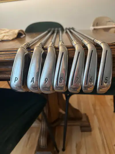 Taylormade Sim 2 Max Iron Set, View more