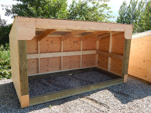 Quality Custom Built Livestock Shelters in Equestrian & Livestock Accessories in Lethbridge - Image 4