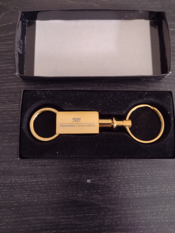ENGRAVED GOLD KEY CHAIN in Jewellery & Watches in Kitchener / Waterloo