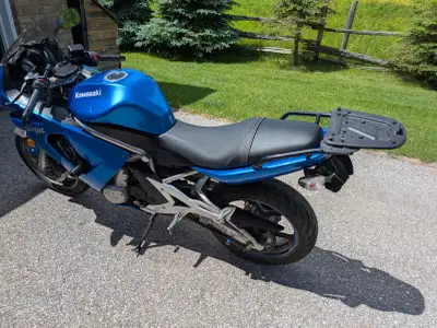 2007 650 Ninja. Looks great, owned by mature rider. Has lower sport bars on it but has OEM bars incl...