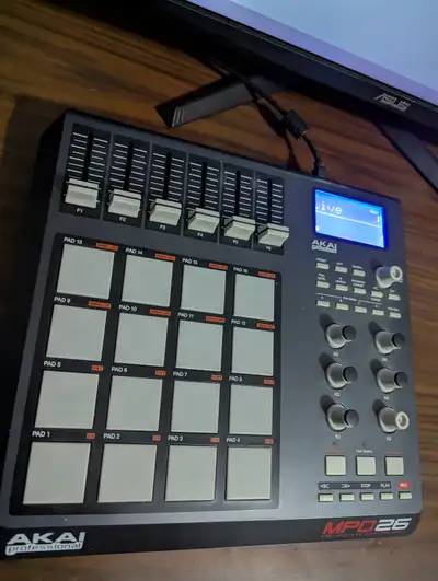 Akai MPD 26 Midi Controller, View more