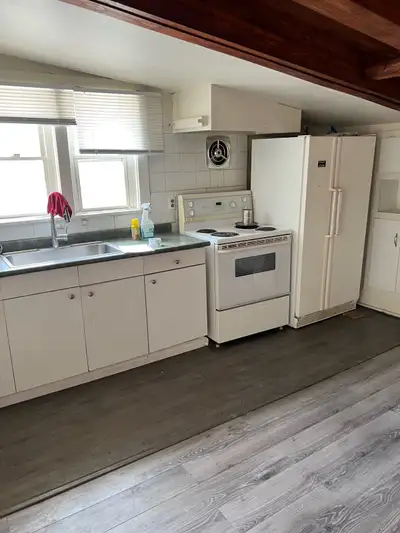 Two  bedroom + no den apartment in Simcoe Ontario