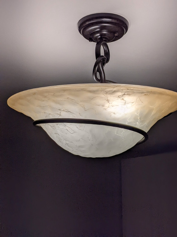 Semi-flush chandelier in Indoor Lighting & Fans in Markham / York Region - Image 2
