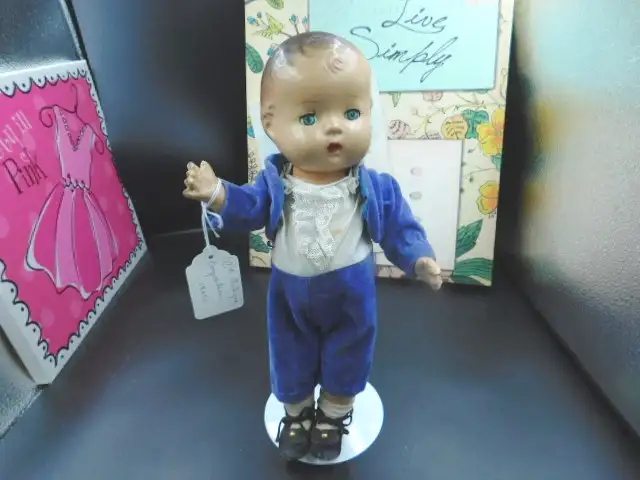 13" 1940S COMPOSITION BOY DOLL, BLUE VELVET SUIT, SHOES in Hobbies & Crafts in Lethbridge - Image 2