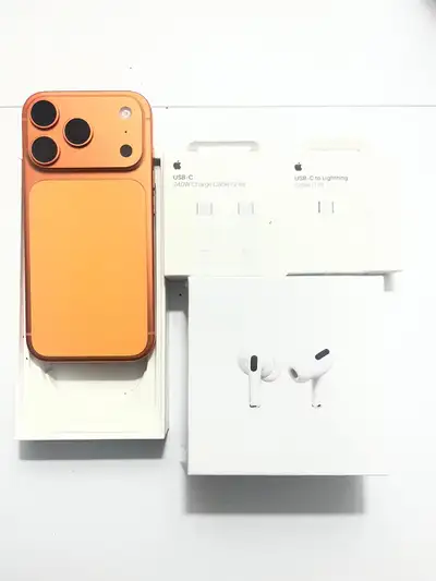 iPhone 17 Pro 256gb **45W Charger Set/Delivery**, View more