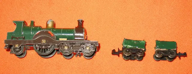 Duke Of Connaught #14  Lesney Toys - N Scale Display Piece - in Arts & Collectibles in Edmonton - Image 3