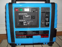 Yamaha EF1000 Generator