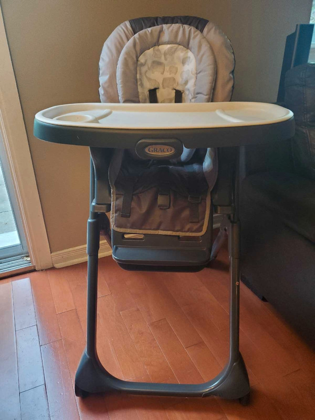 Graco Highchair  in Feeding & High Chairs in Mississauga / Peel Region