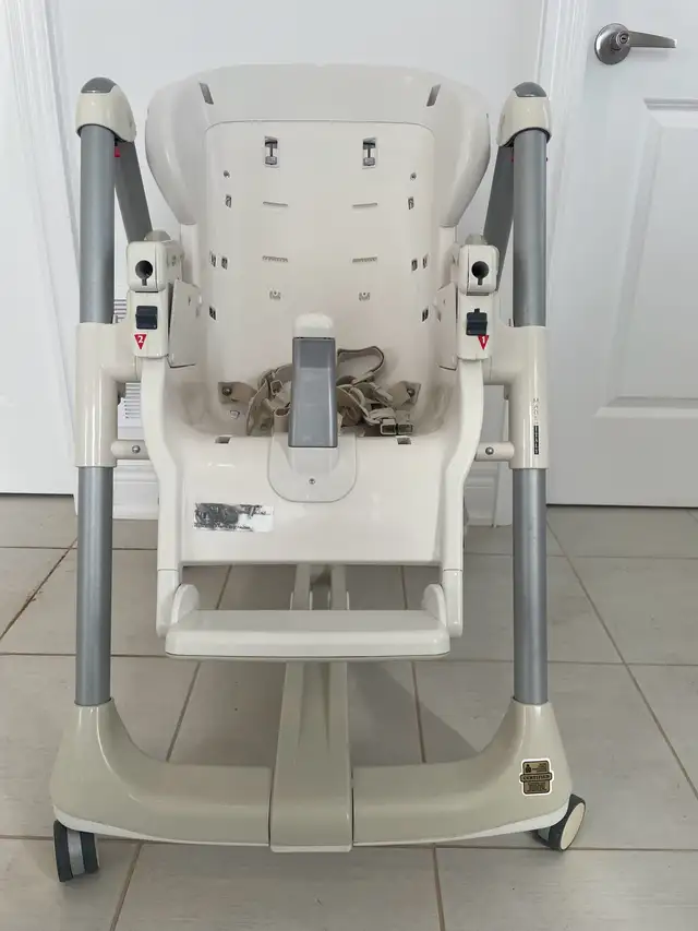 High chair Prima pappa in Strollers, Carriers & Car Seats in Oakville / Halton Region - Image 7