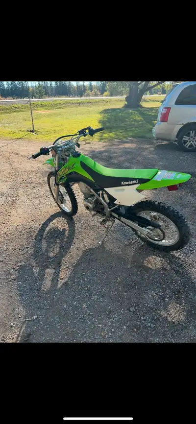 Brand new condition 2020 klx140L Only used for 4 trail rides 6-8 hours total First service done at E...