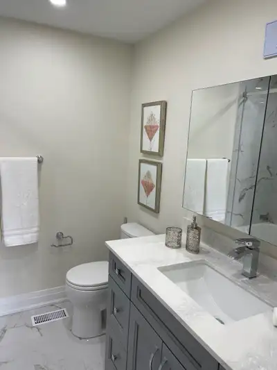 Miss/Square1/University/College CoopFemaleStudentsOnly/Furnished, View more