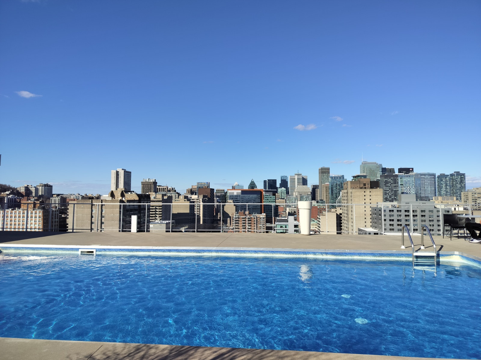 Condo 2 1/2 Meublé  - Tout inclus - Métro Atwater — photo 3