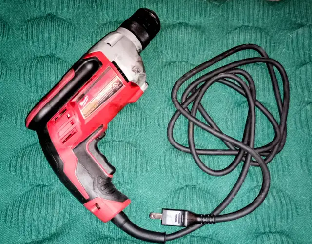 Milwaukee 3/8" Corded Drill in Power Tools in Oshawa / Durham Region - Image 3