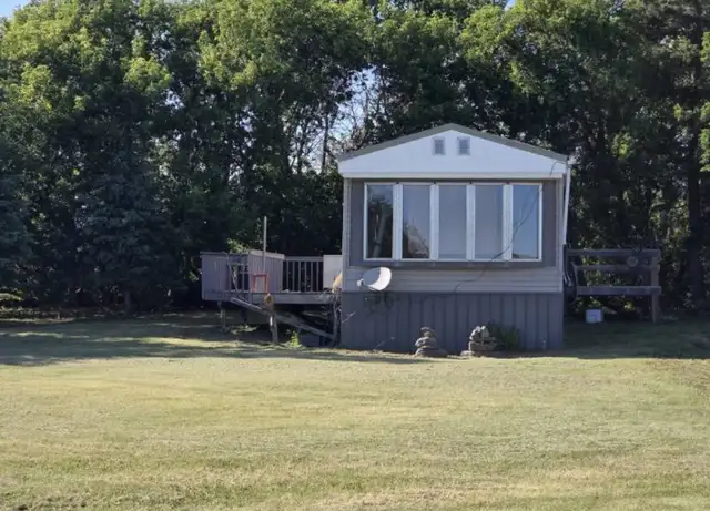 17 acre private acreage - east of Endeavour, SK  in Houses for Sale in Saskatoon - Image 2