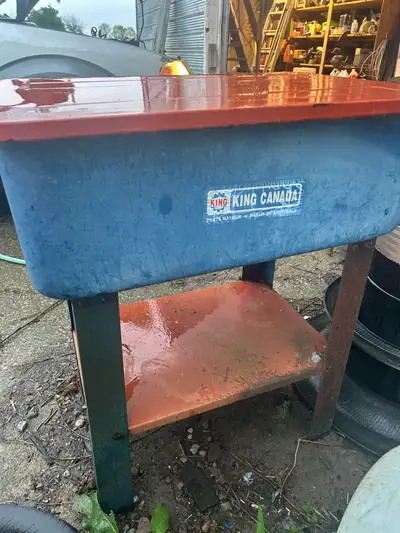 Parts Washer, no pump No Sunday business.