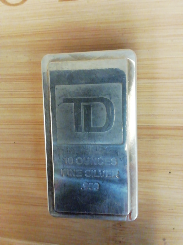 TD 10 ounces fine    silver bar in Arts & Collectibles in Mississauga / Peel Region