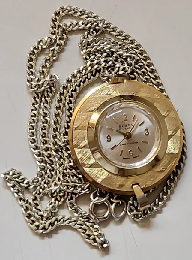 Antique "Algol" King Flower 17 Jewel Swiss Wind Up Pocket Watch63654761815299122