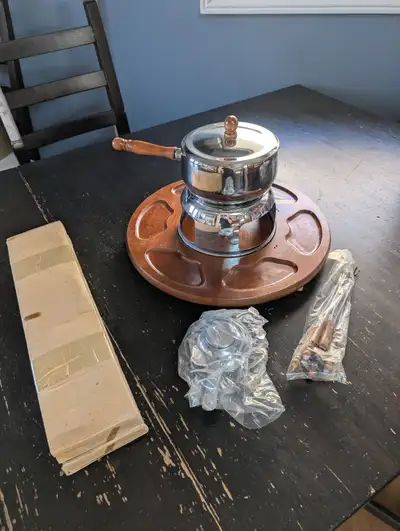 16 Piece Lazy Susan Fondue Set - NEW in Box, View more
