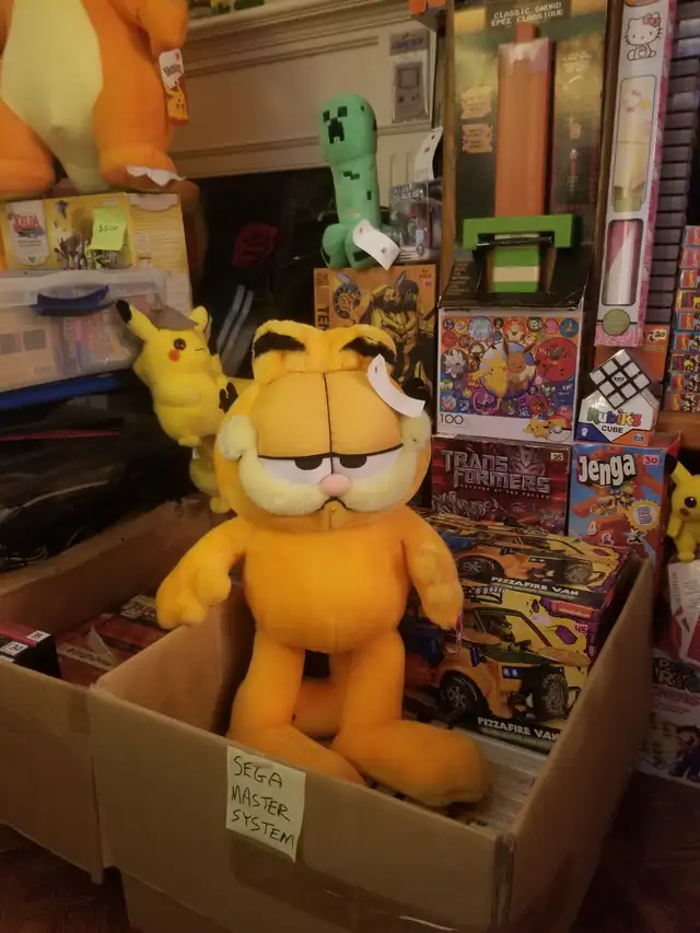 21" Garfield Plush with original tag (Play By Play, Paws) $50 in Toys & Games in Markham / York Region - Image 7