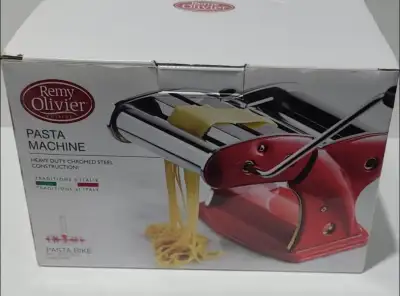 New Remy Olivier Pasta Machine Red, View more