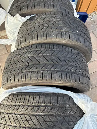 4 x 20” summer tires available - excellent condition. No longer have the car so tires not required a...