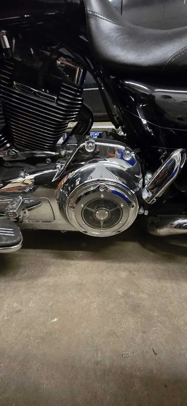 2015 Harley Davidson Road Glide Special in Touring in Ottawa - Image 8