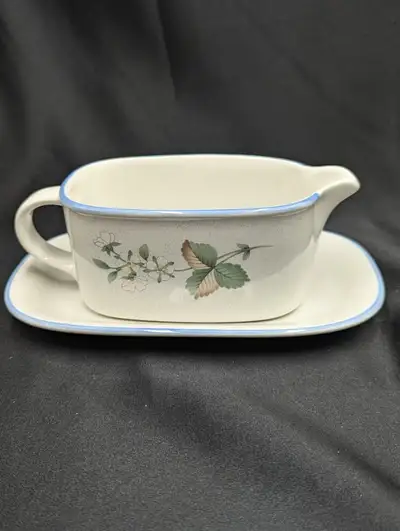 Gravy Boat 7 1/4 inch or 18.5 cm from spout to handle 3 1/2 inch or 9 cm wide 2 7/8 inch or 7.5 cm t...