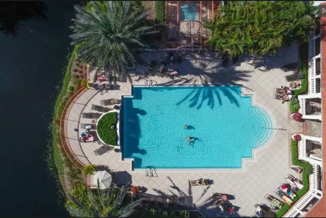Condo 1B/1b Sarasota near Siesta Key in Florida in Canada - Image 2