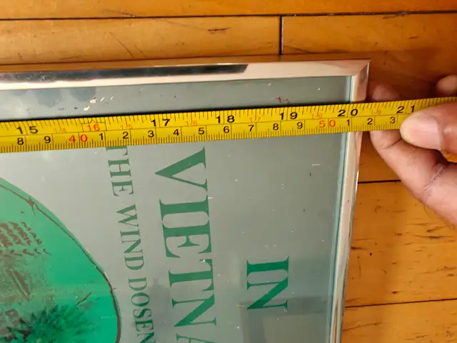 Vintage 20.5x8 inch Full Metal Jacket mirror wall art in Arts & Collectibles in City of Toronto - Image 7