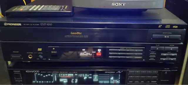 KENWOOD RECEIVER TECHNICS CD AND PALK AUDIO SPEAKERS SYSTEM in Stereo Systems & Home Theatre in Markham / York Region - Image 8