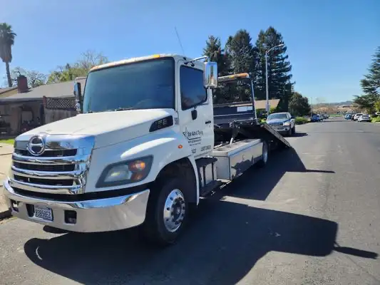BUDGET TOWING Fast, Friendly and Fair price 63009266189699126