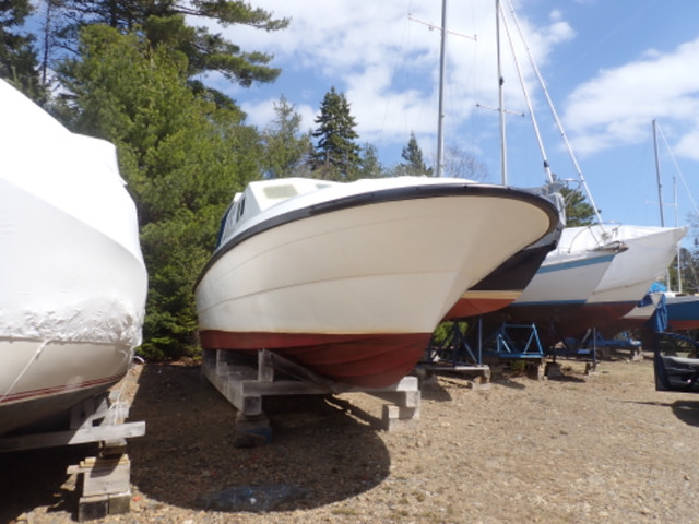 Floating Cottage in Powerboats & Motorboats in Bridgewater