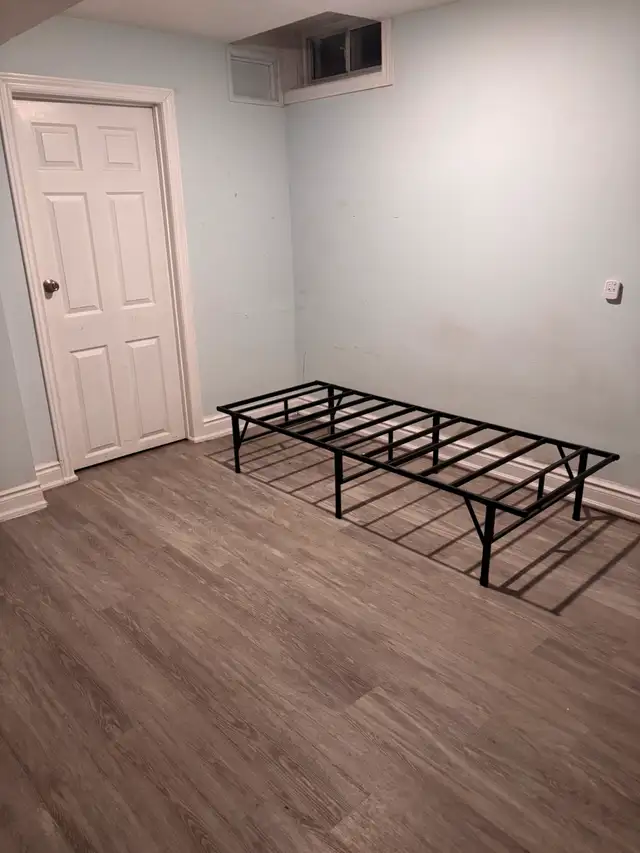 Room Rental in Scarborough - Kingston & Sheppard near Hwy 401