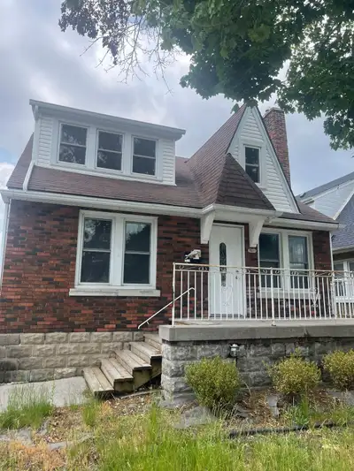 4 Bed Detached House for Rent