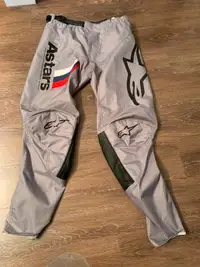 Brand new Alpinestars motocross pants size 32